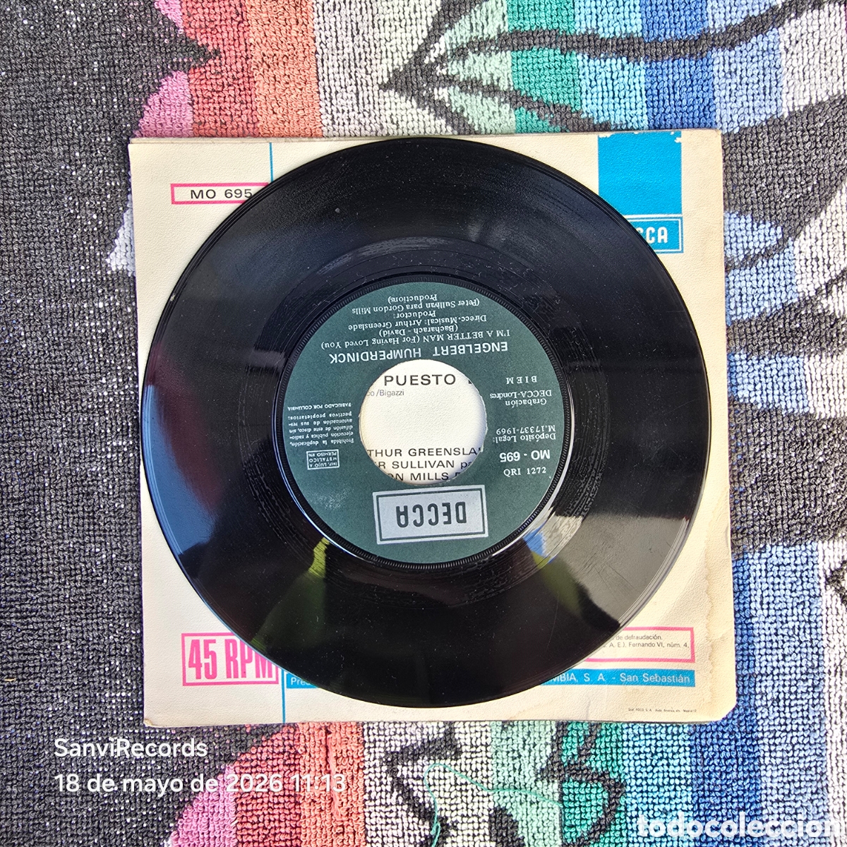 Discos de vinilo: [SINGLE] ENGELBERT HUMPERDINCK: IM A BETTER MAN - QUE HAS PUESTO EN EL CAF&Eacute; (DECCA) (1969) - Foto 3