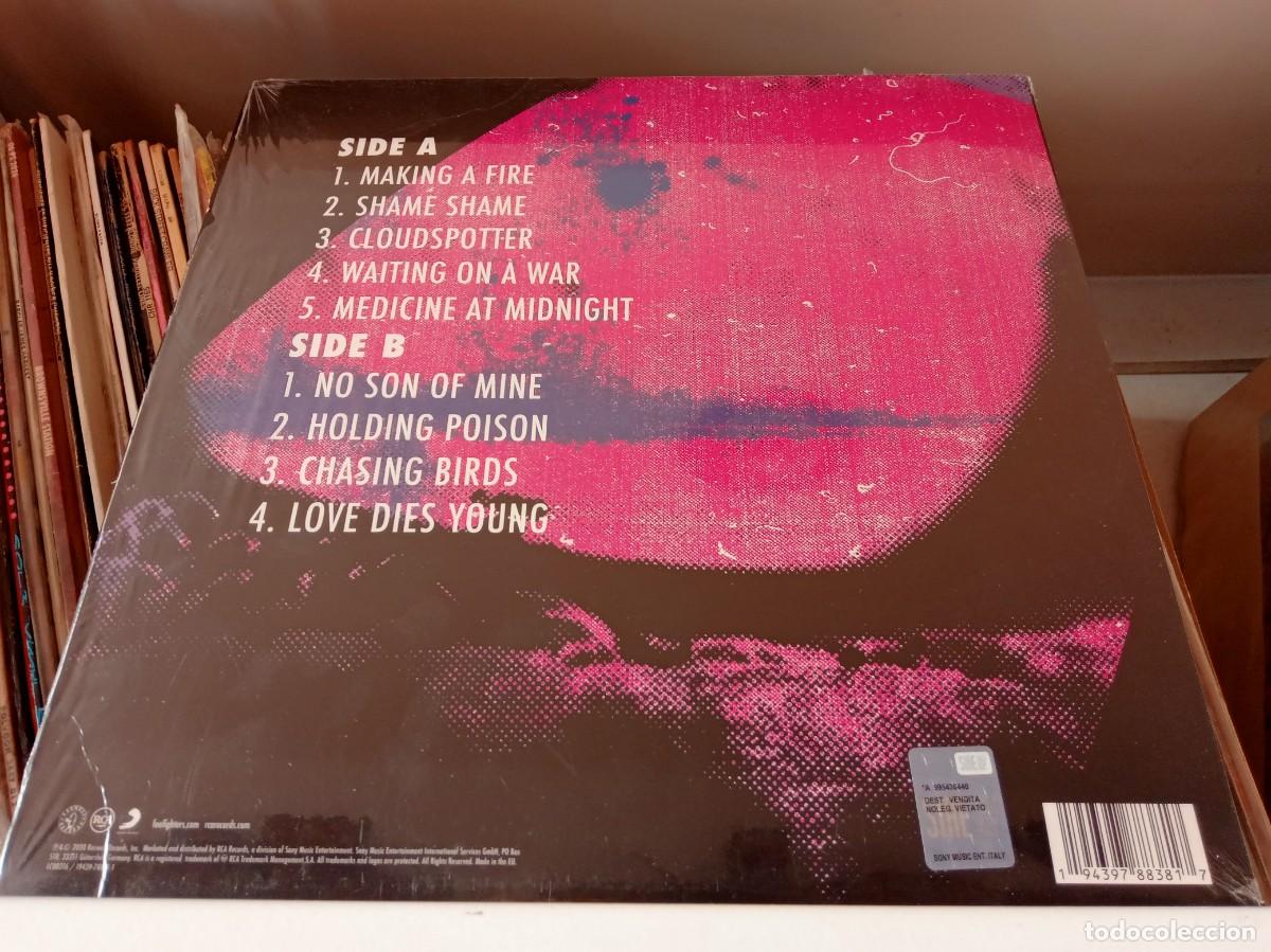 Discos de vinilo: Foo Fighters &ndash; Medicine At Midnight - LP Europe 2021 - Foto 2