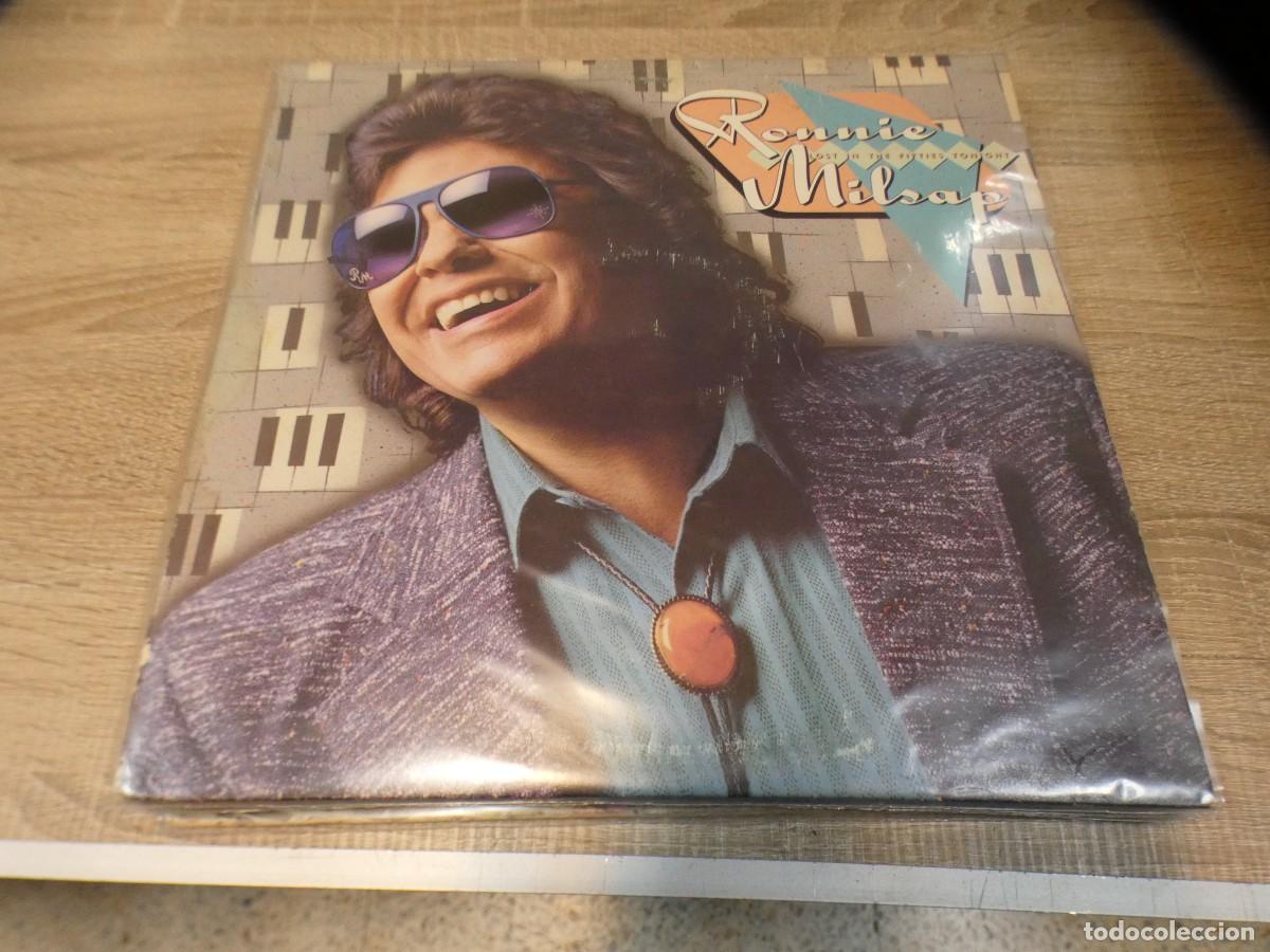 Vinyl records: ARKANSAS1980 LOTT696 VINILO DESTROZAD&Iacute;SIMO A TU RIESGO RONNIE MILSAP