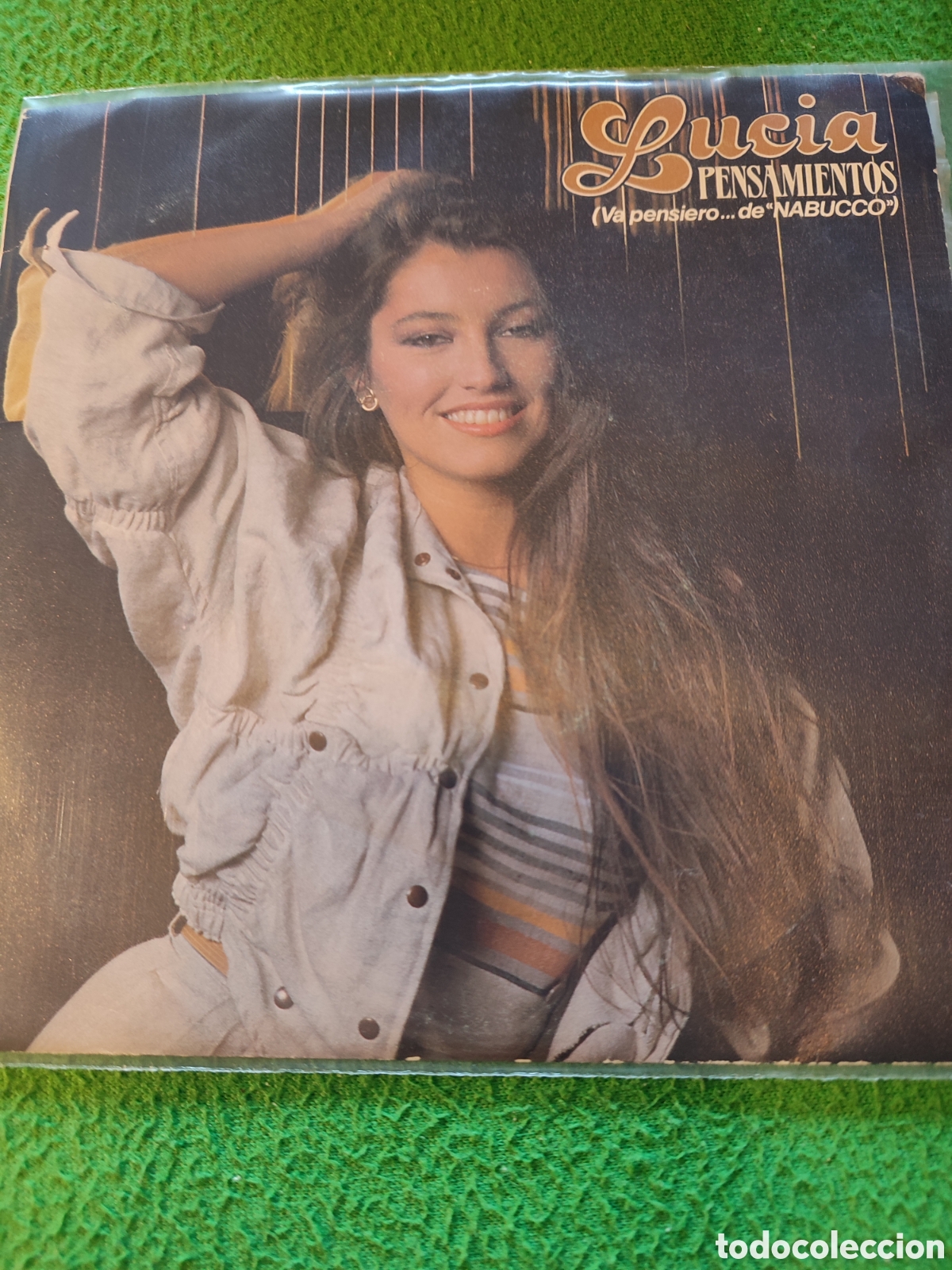 Discos de vinilo: Lucia - Pensamientos / Me da igual