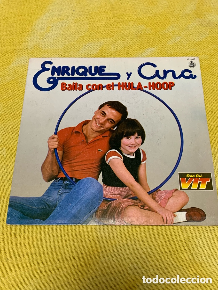 Discos de vinilo: Divo de vinilo Enrique y Ana Baila con el Hula Hoop