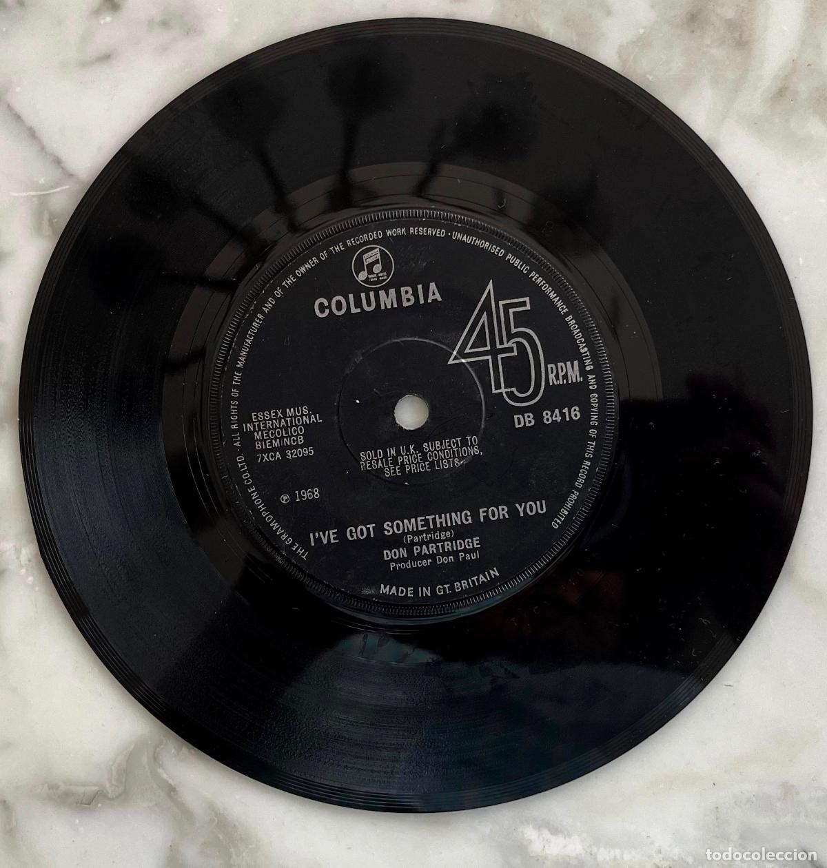 Discos de vinilo: DON PARTRIDGE. I&acute;VE GOT SOMETHING FOR YOU / BLUE EYES. SINGLE ORIGINAL UK 1968