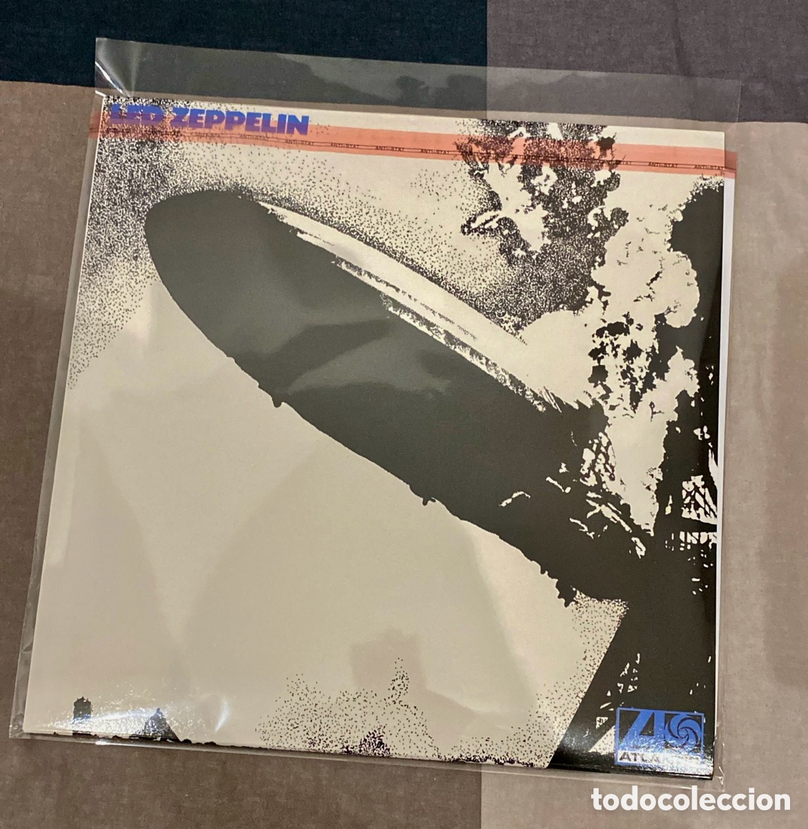 Discos de vinilo: Led Zeppelin uno 1969 letras AZUL TURQUESA (NO ROJAS)