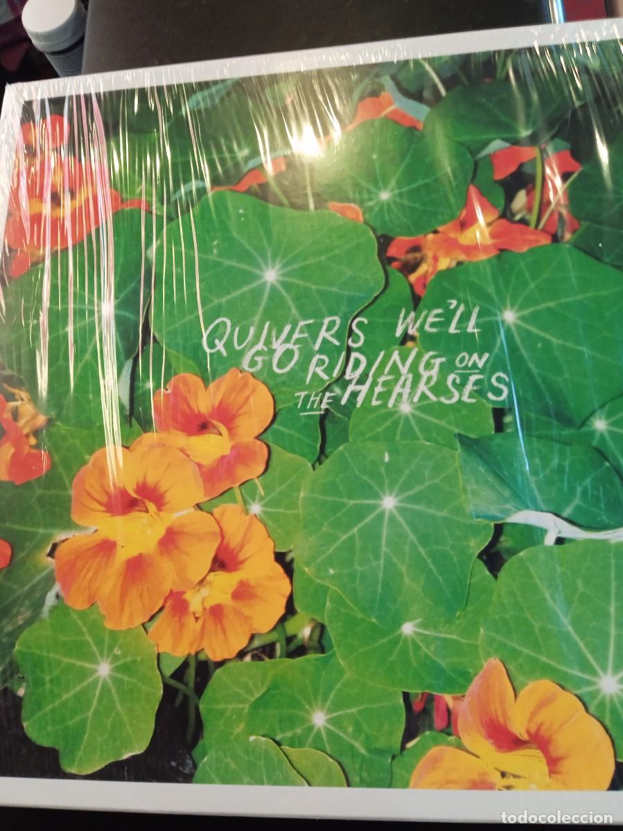 Discos de vinilo: QUIVERS- WE&acute;LL GO RIDING ON THE HEARSES. LP MINT
