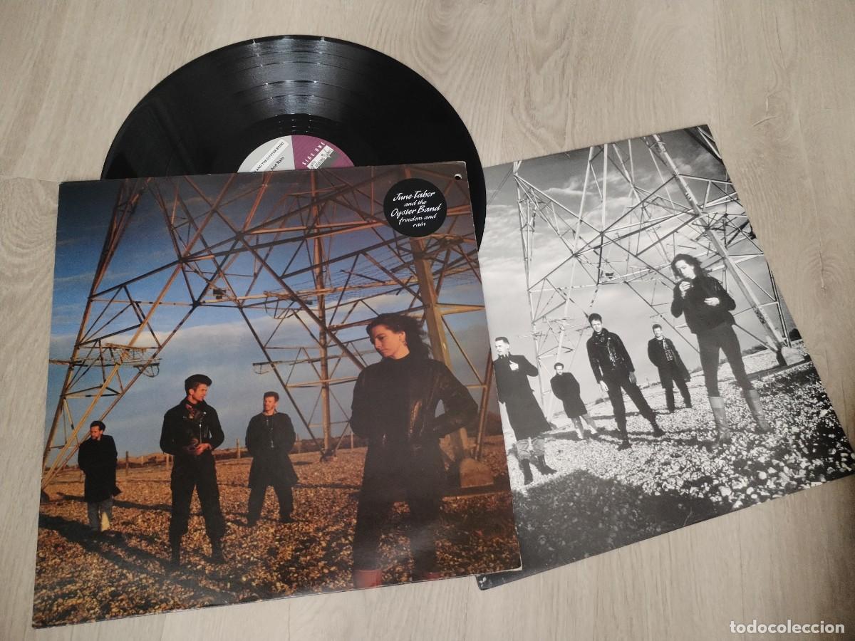 Discos de vinilo: JUNE TABOR AND THE OYSTER BAND - FREEDOM AND THE RAIN ..LP CON ENARTE DE 1990 - COOKING VINYL.