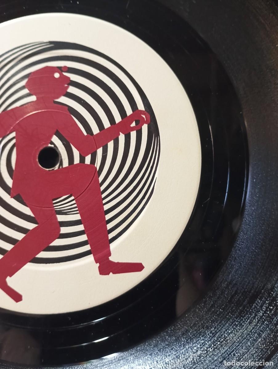 Discos de vinilo: A SHAKING EXPERIENCE-VARIOS. - Foto 3