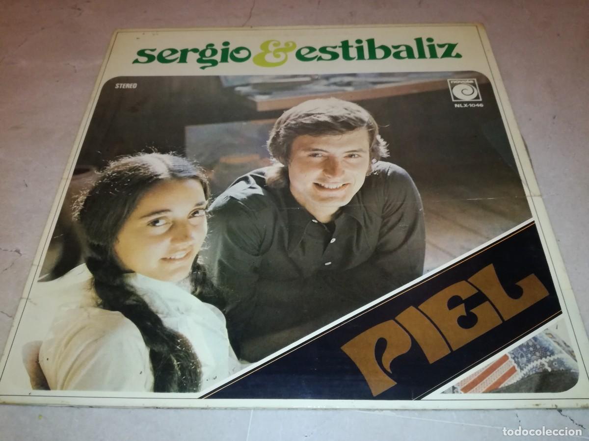 Discos de vinilo: SERGIO Y ESTIBALIZ-PIEL-GATEFOLD-ORIGINAL 1974 - Foto 1