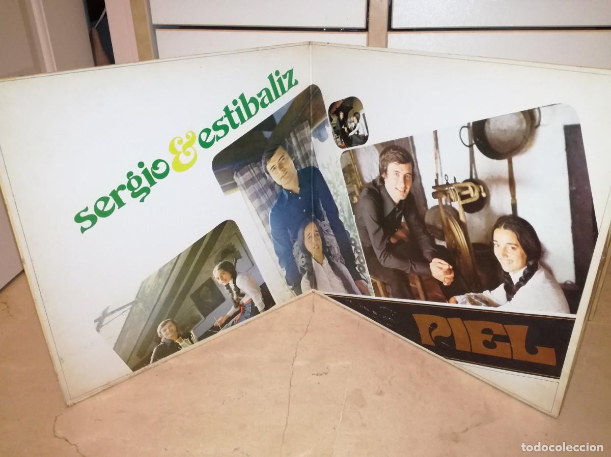Discos de vinilo: SERGIO Y ESTIBALIZ-PIEL-GATEFOLD-ORIGINAL 1974 - Foto 3