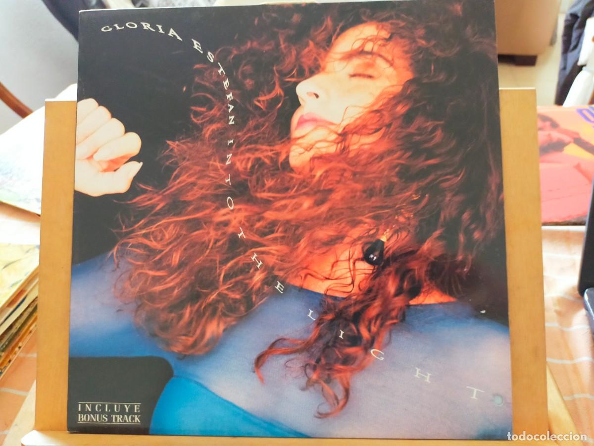 Vinyl-Schallplatten: GLORIA ESTEFAN. INTO THE LIGHT. EPIC. SONY MUSIC. 14 TEMAS. 1991