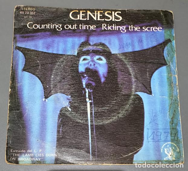 Discos de vinilo: Genesis - Counting Out Time/Riding The Scree - 7&rdquo; Single Charisma ref. 60 73 357. Ed. espa&ntilde;ola 1974