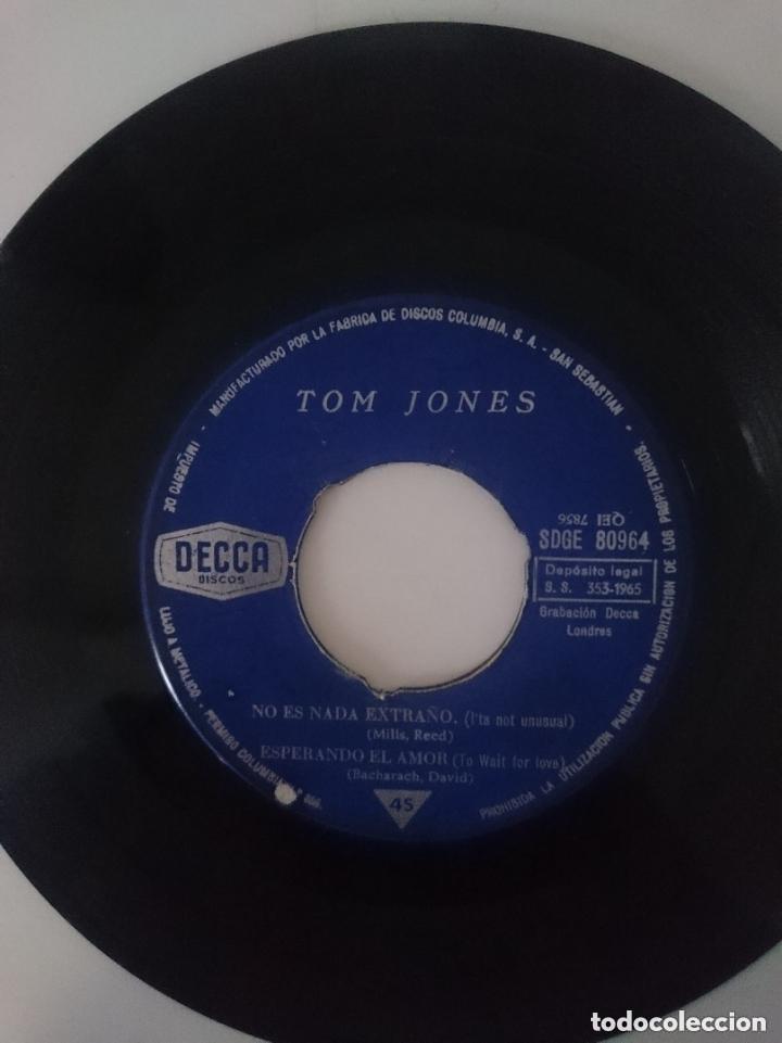 Discos de vinilo: SINGLE ---- TOM JONES --- A&Ntilde;O 1965 -MIRAR FOTOS Y LEER DETALLES