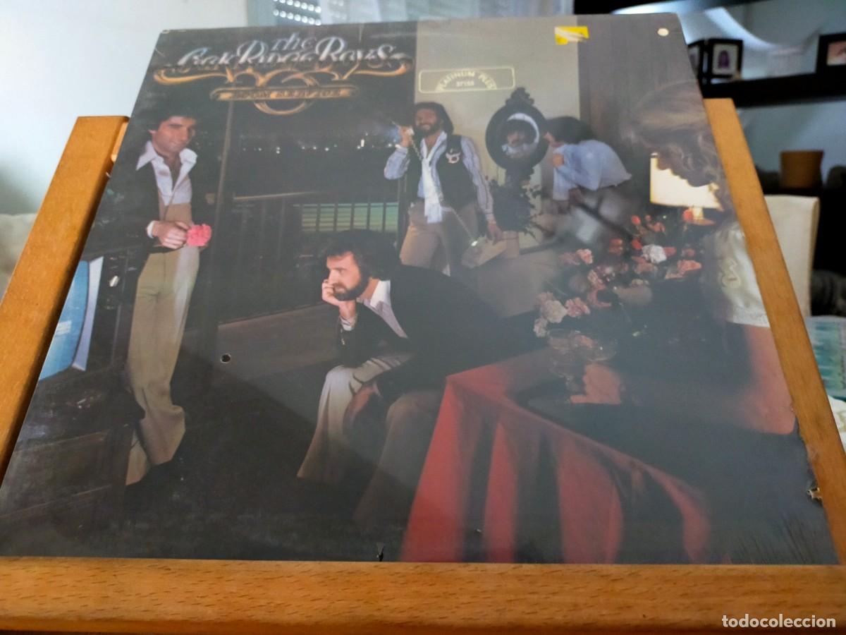 Discos de vinilo: THE OAK RIDGE BOYS. ROOM SERVICE. PRECINTADO. ABC RECORDS. 11 TEMAS. VER DESCRIPCI&Oacute;N. 1978.