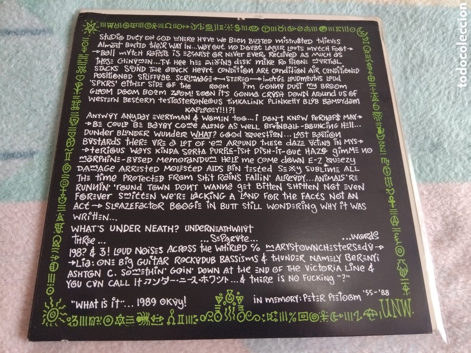 Discos de vinilo: UNDER NEATH WHAT (WHAT IS IT) LP - Foto 4