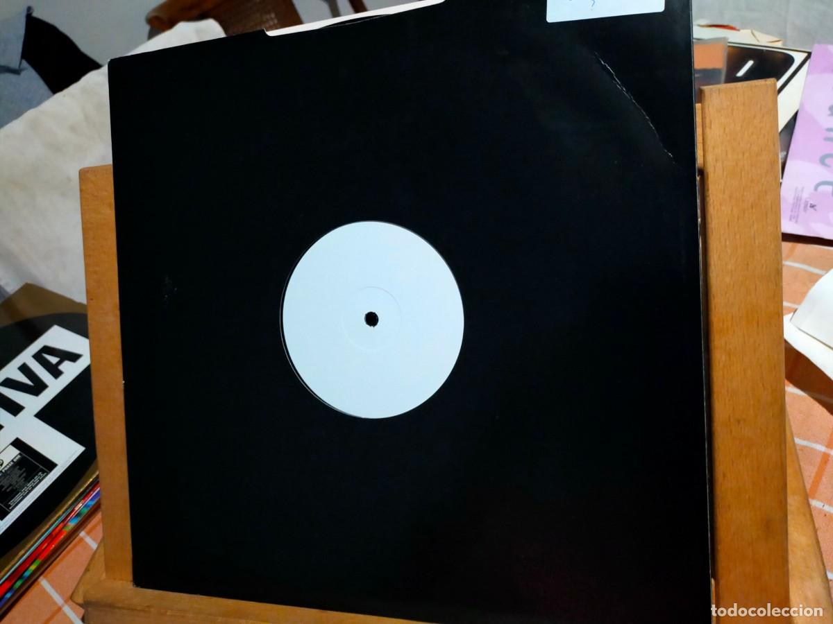 Discos de vinilo: SIN DATOS. CARPETA NEGRA. PROMO TECHNO-TRANCE-HOUSE.