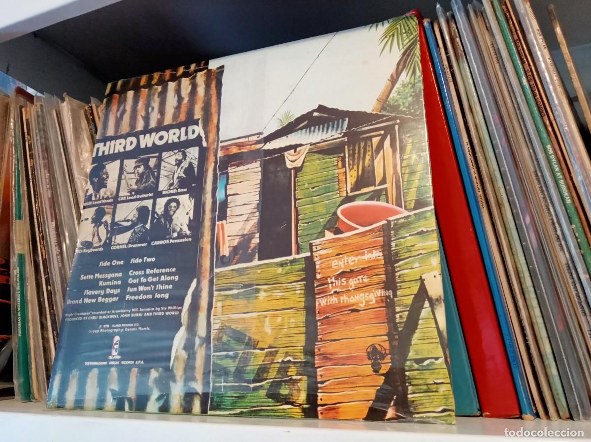 Discos de vinilo: Third World &ndash; Third World - LP Italy 1980 SELLADO!! - Foto 2