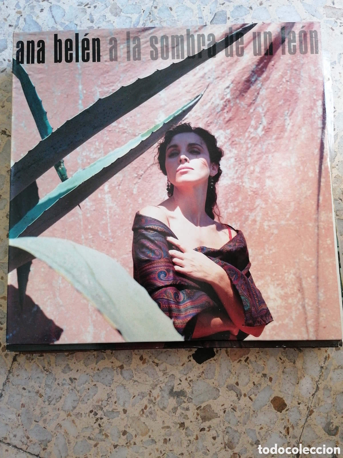 Discos de vinilo: LP ANA BELEN A LA SOMBRA DE UN LEON 1988 INSERT