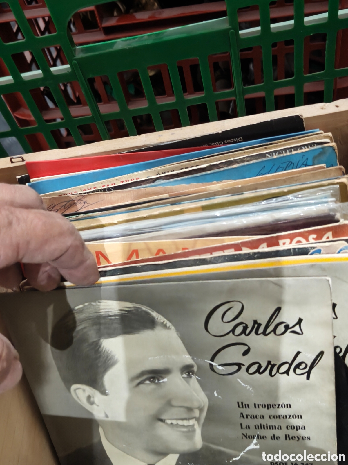 Discos de vinilo: Lote 40 singles discos temas variados - Foto 3