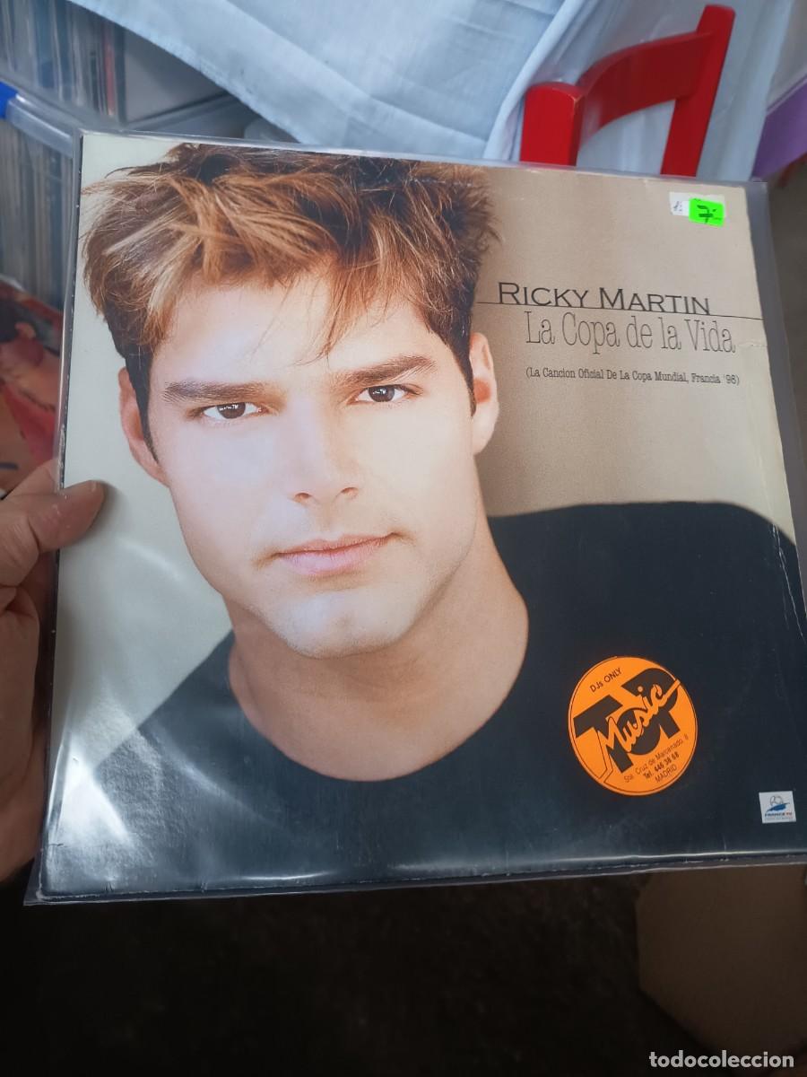 Discos de vinilo: LP RICKY MARTIN ,( la copa de la vida)