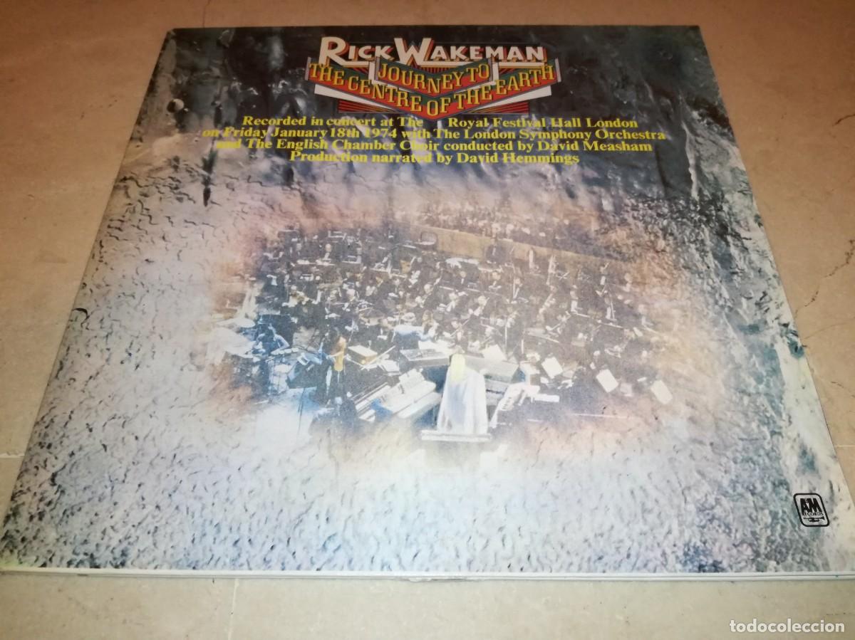Discos de vinilo: RICK WAKEMAN-JOURNEY TO THE CENTRE OF THE EARTH-GATEFOLD-EDICI&Oacute;N ESPA&Ntilde;OLA-EN EXCELENTE ESTADO