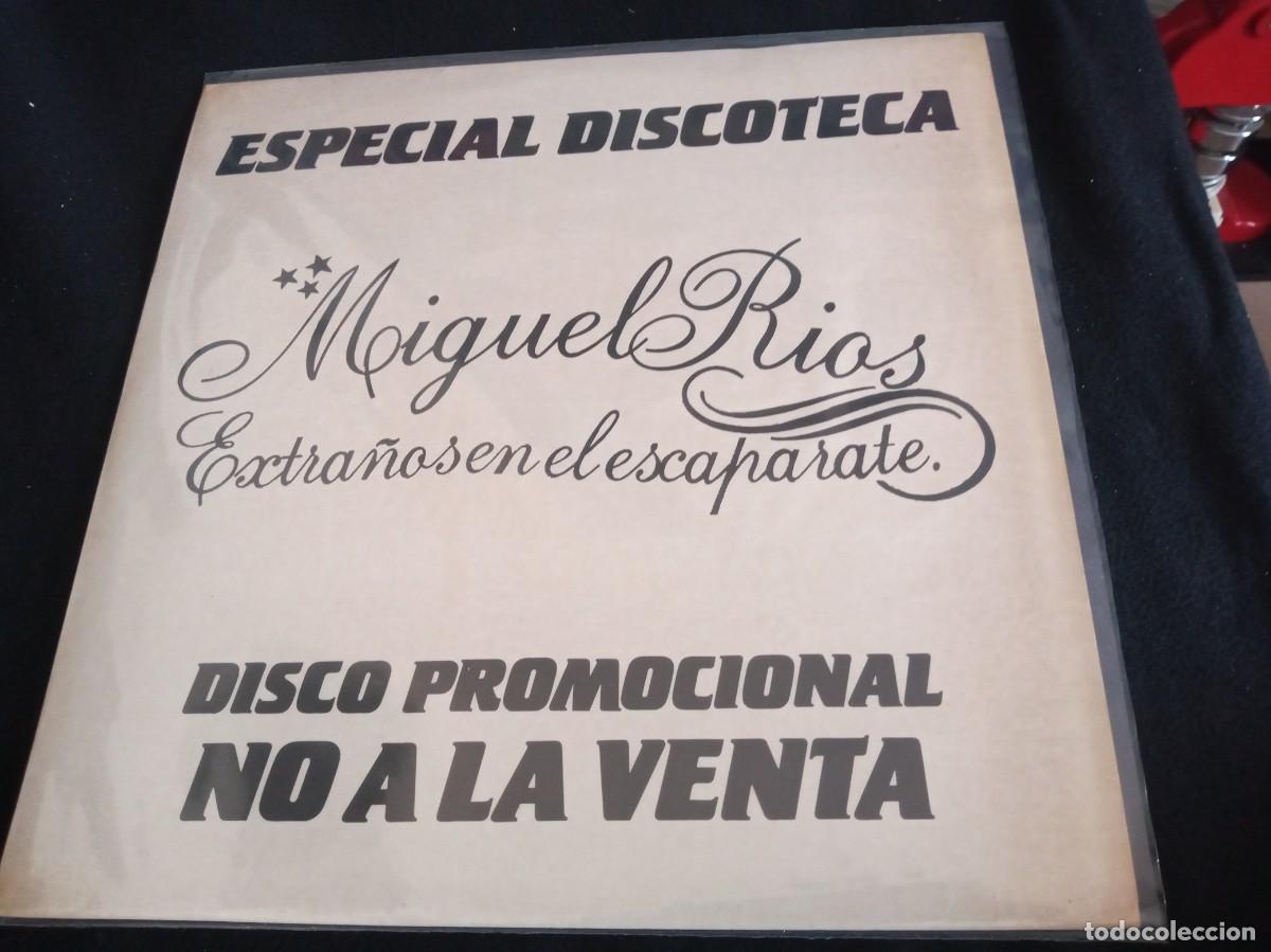 Discos de vinilo: MIGUEL RIOS - Extra&ntilde;os en el escaparate - Maxi Promo 4 temas.