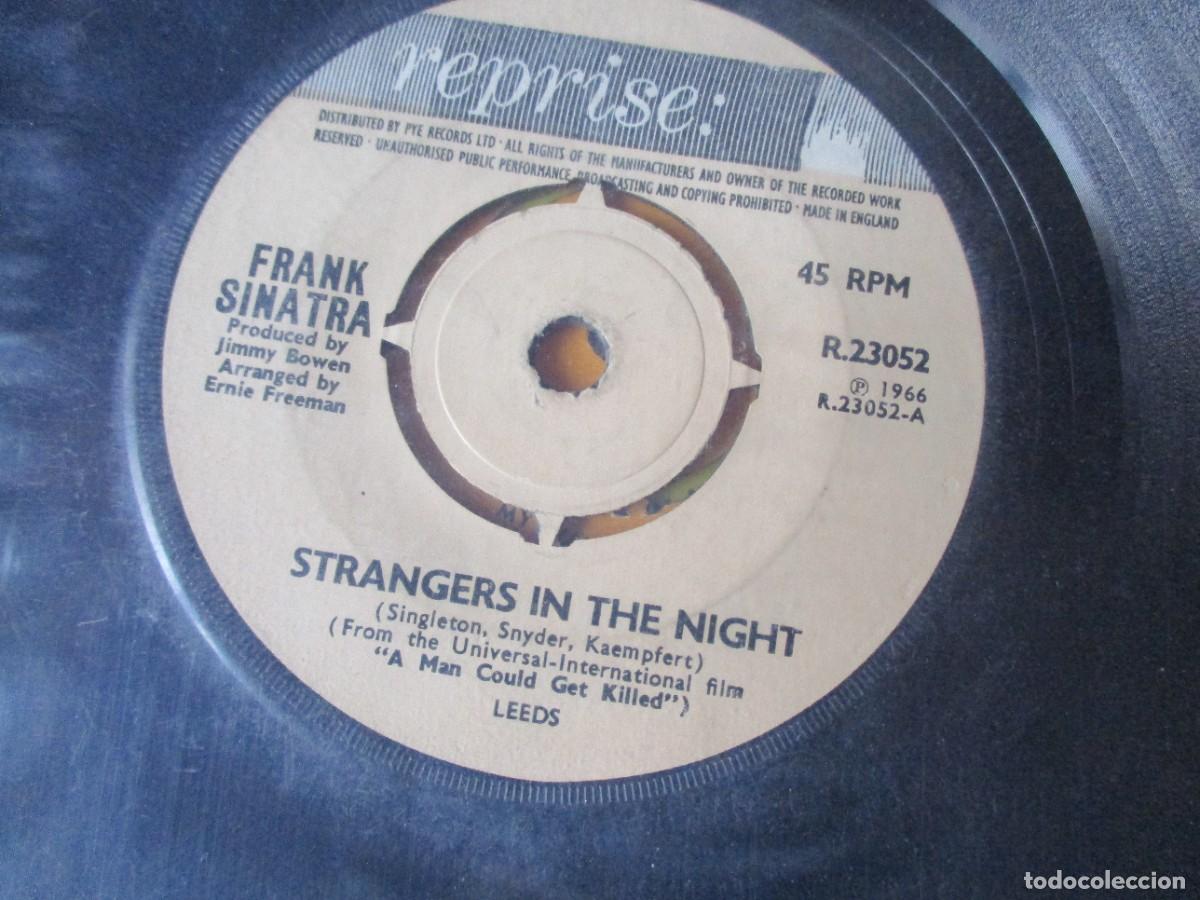 Discos de vinilo: FRANK SINATRA - STRANGERS IN THE NIGHT