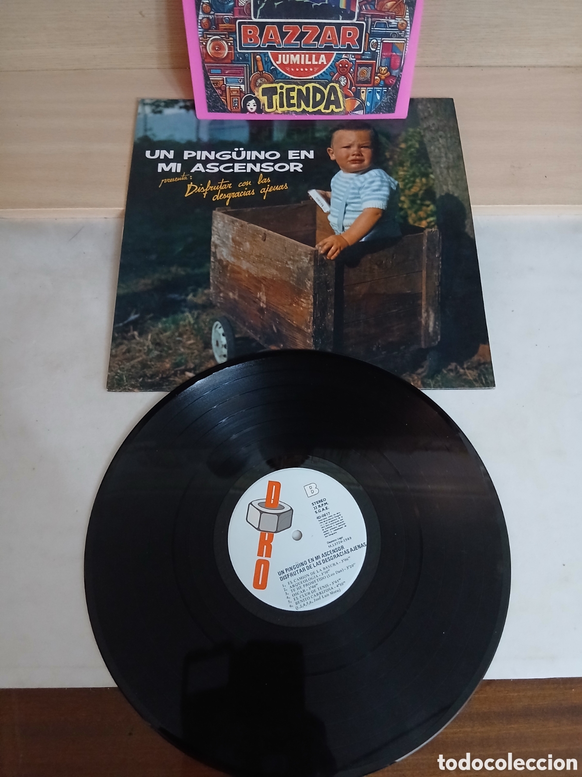 Discos de vinilo: Vinilo lp .dro un pinguino en mi ascensor