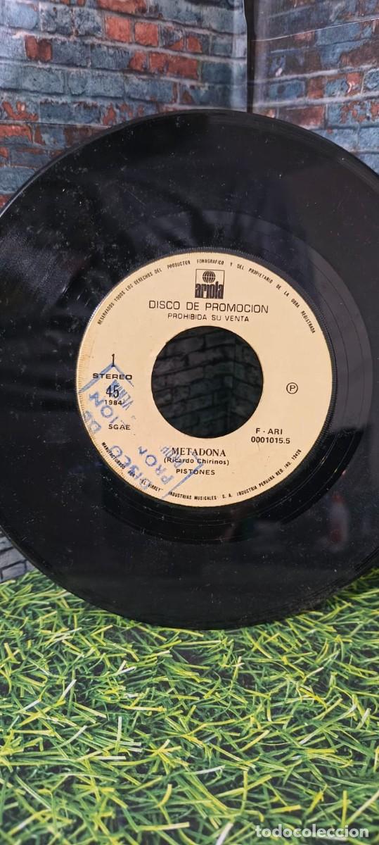 Discos de vinilo: PISTONES &rdquo;METADONA / EL PISTOLERO&rdquo; SINGLE PROMO EDICION PERU