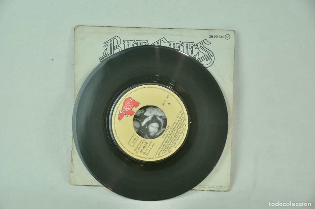 Discos de vinilo: Bee Gees - Love you inside out - Foto 3