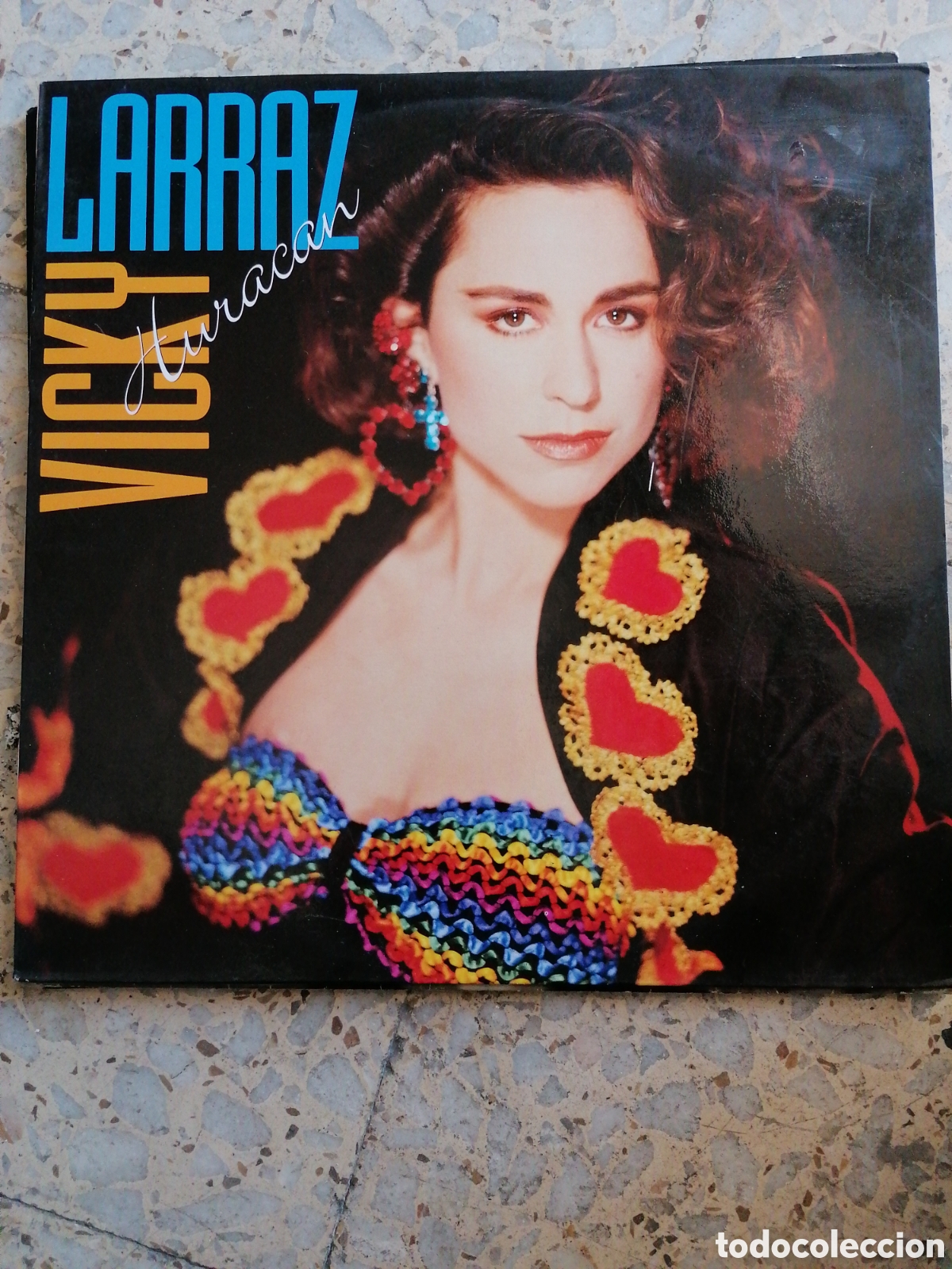 Discos de vinilo: LP VICKY LARRAZ HURACAN 1989 - Foto 1