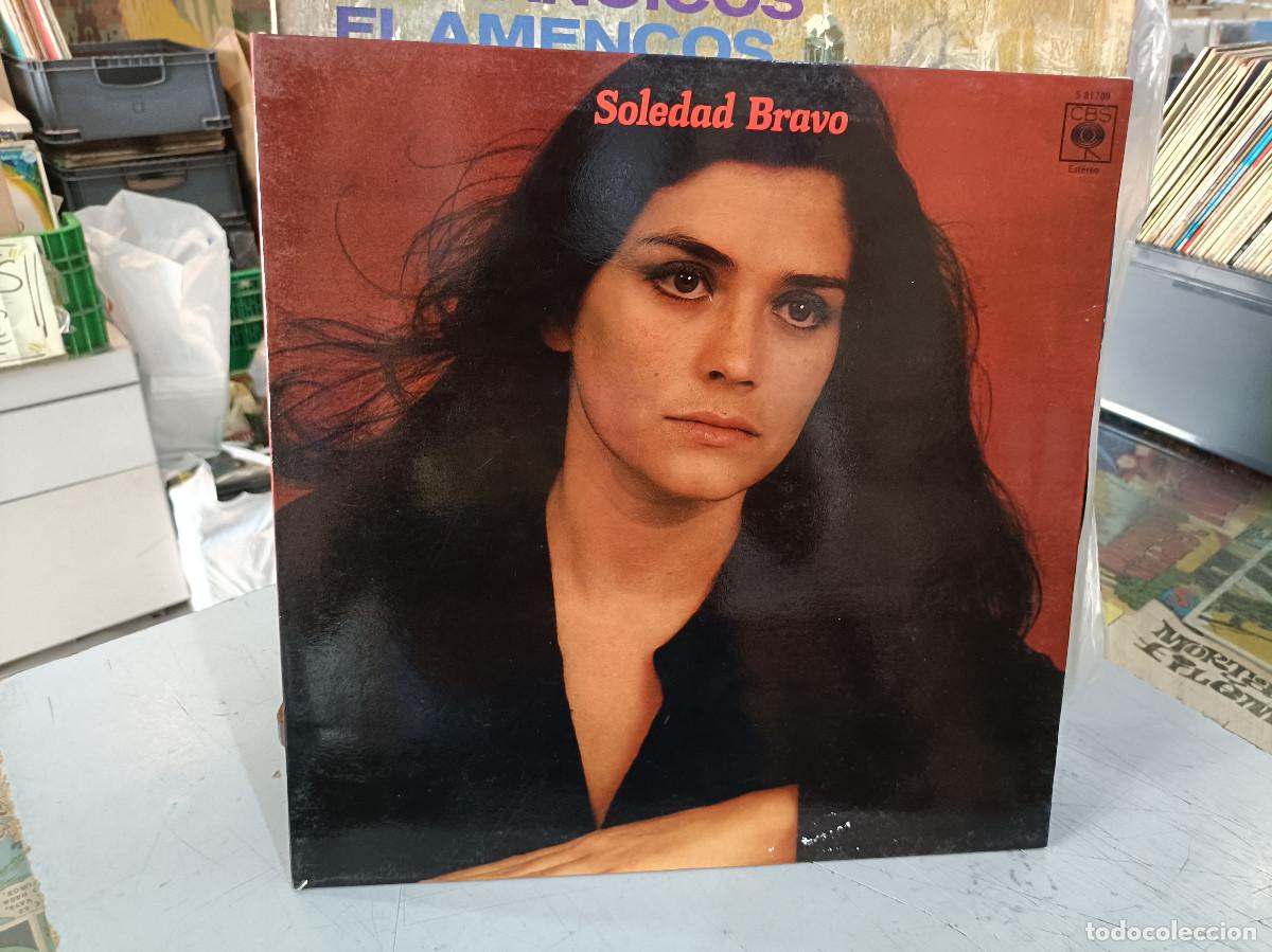 Discos de vinilo: Soledad Bravo - La vida no vale nada, Campo de amor, Mariposas, ... - LP. sello CBS 1976