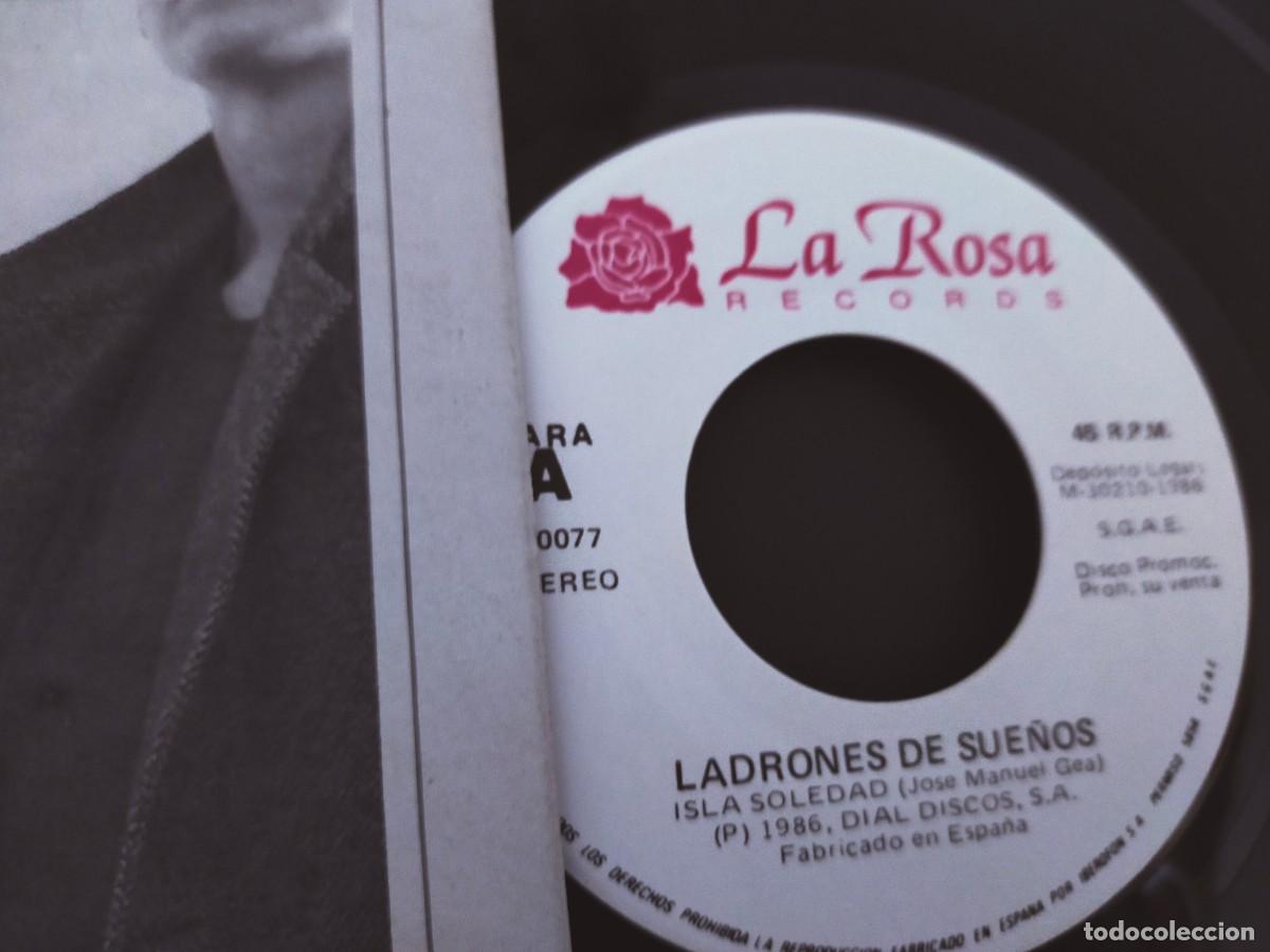 Discos de vinilo: LADRONES DE SUE&Ntilde;OS. ISLA SOLEDAD. LA ROSA RECORDS. 1 TEMA. 1986 - Foto 3