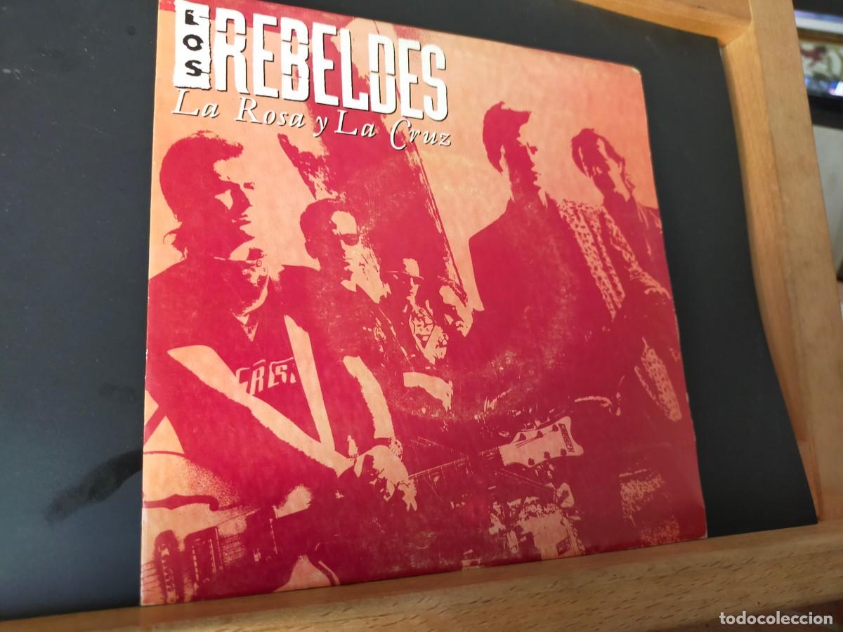 Discos de vinilo: LOS REBELDES. LA ROSA Y LA CRUZ. SONY MUSIC. 1 TEMA. EXTRA&Iacute;DO DE &rdquo;LA ROSA Y LA CRUZ&rdquo;. 1993