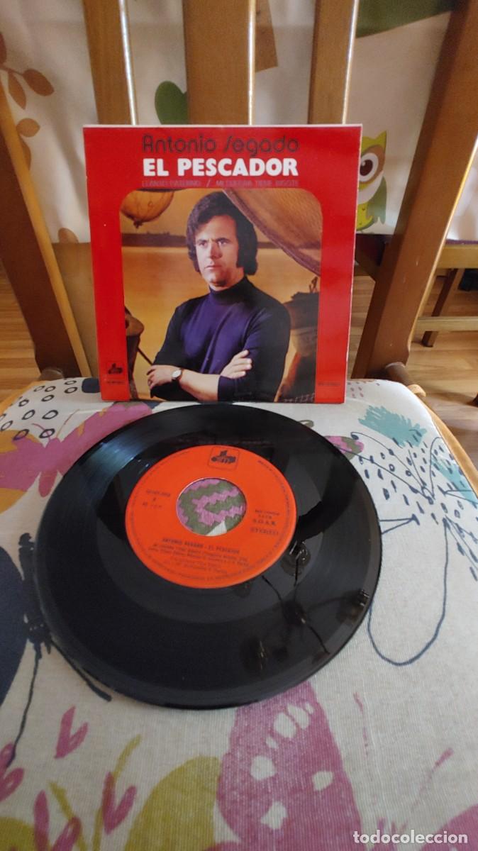 Discos de vinilo: ANTONIO SEGADO EL PESCADOR-SINGLE MI SUEGRA TIENE BIGOTE -NUEVO