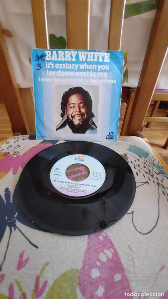 Discos de vinilo: BARRY WHITE-SINGLE ES &Eacute;XTASIS CUANDO TE ACUESTAS A MI LADO