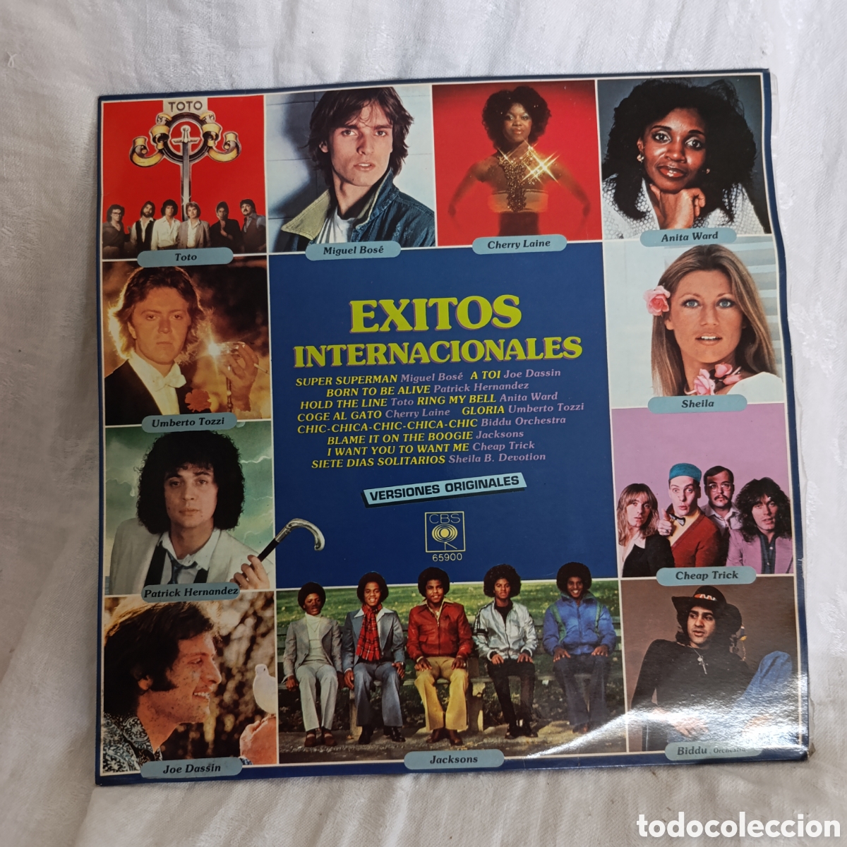 Discos de vinilo: &aacute;lbum recopilatorio &rdquo;&Eacute;xitos Internacionales&rdquo;, lanzado por CBS en 1979.