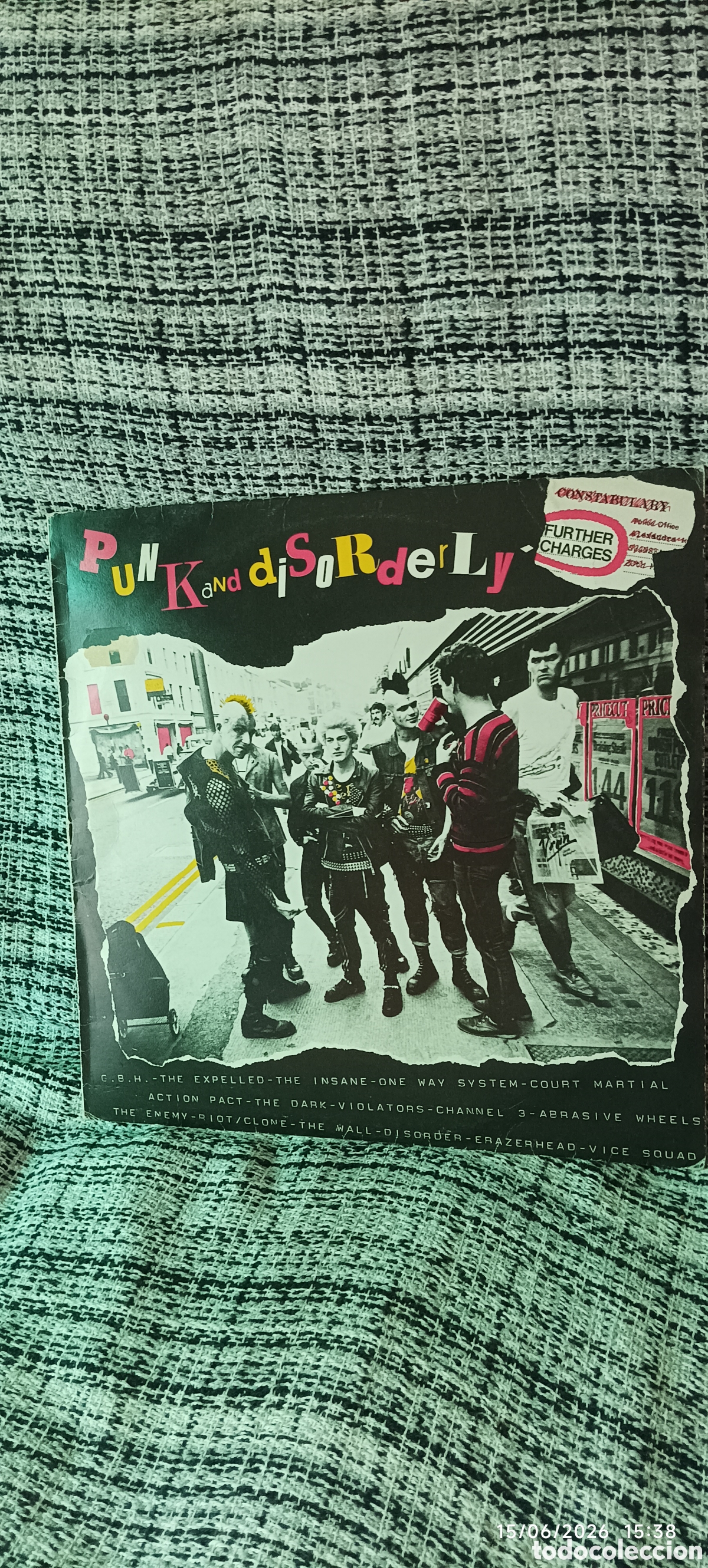 Discos de vinilo: Punk and disorderly 1982 - Foto 1