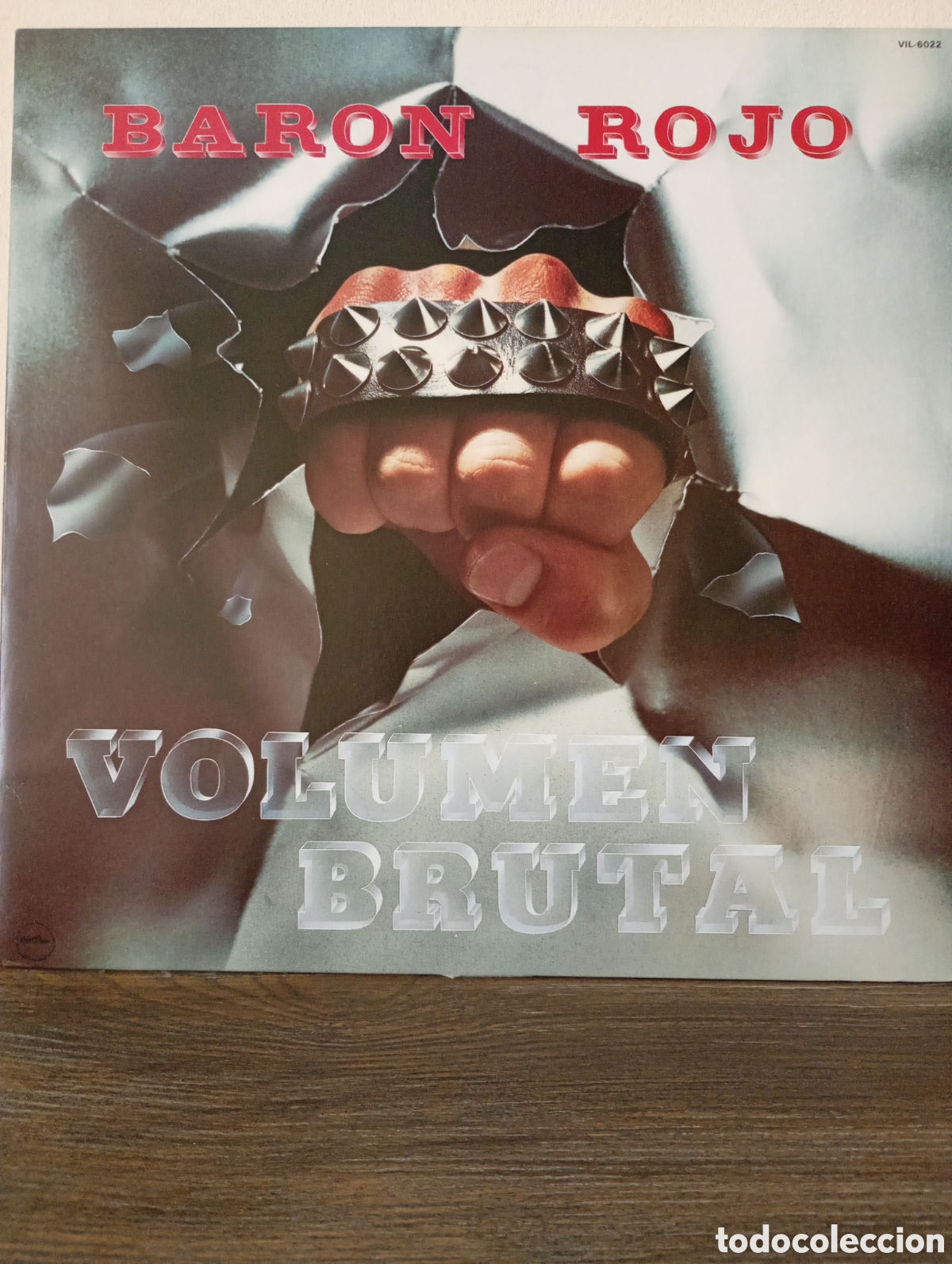 Discos de vinilo: Bar&oacute;n rojo, Volumen brutal 1982. Made in Japan cantado en ingl&eacute;s. &rdquo;Rareza&rdquo;.
