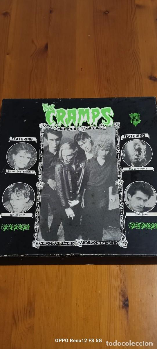 Discos de vinilo: Box set &rdquo; Cramps de lux &rdquo; incluye vinilos y revista
