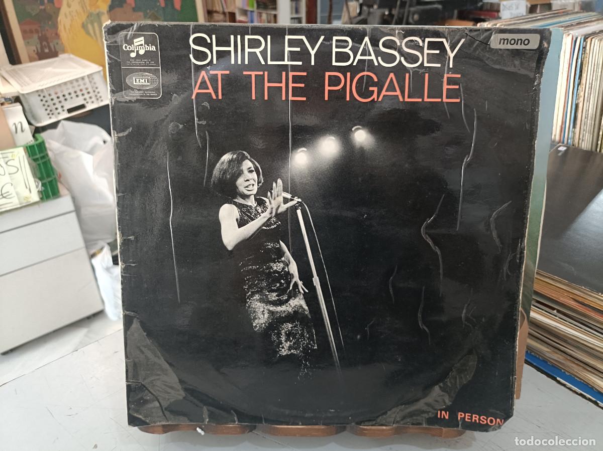 Discos de vinilo: Shirley Bassey - At The Pigalle - LP. sello Columbia 1965
