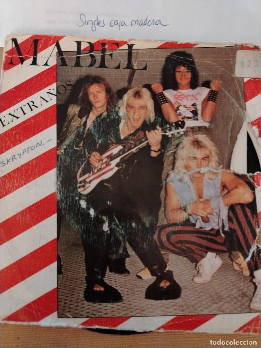 Discos de vinilo: Single vinilo Mabel extra&ntilde;os