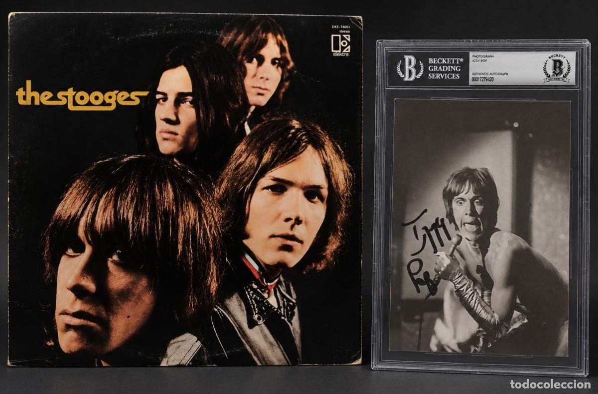 Discos de vinilo: Stooges-The Stooges&ndash;Original 1969 White Label Promo LP Featuring a Rare Beckett-Certified Iggy Pop