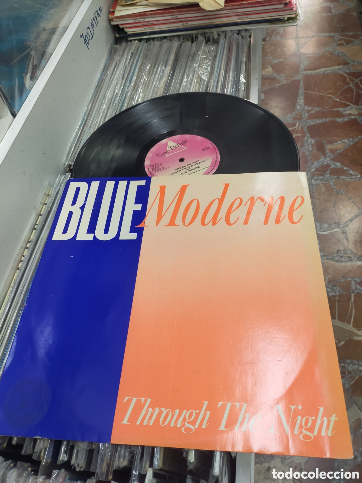 Discos de vinilo: Blue moderne maxi through the night 5 tracks U.k. 1986