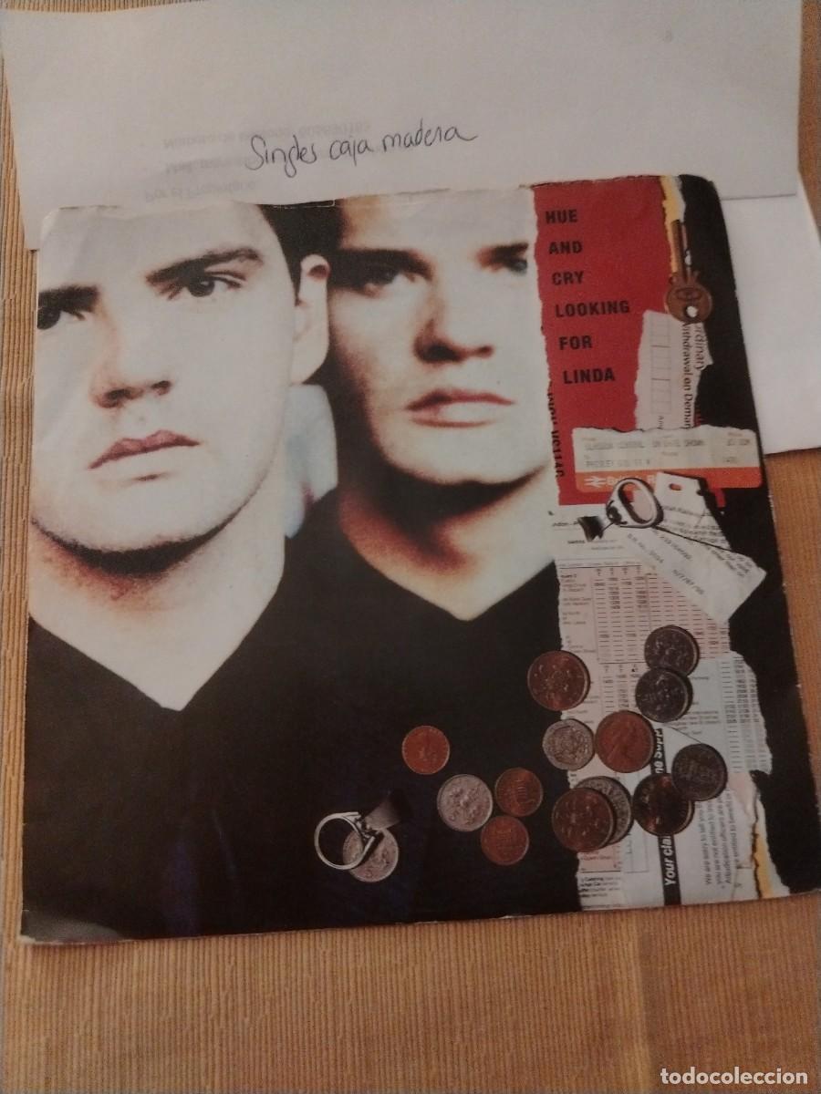 Discos de vinilo: Single vinilo hue and cry looking for Linda