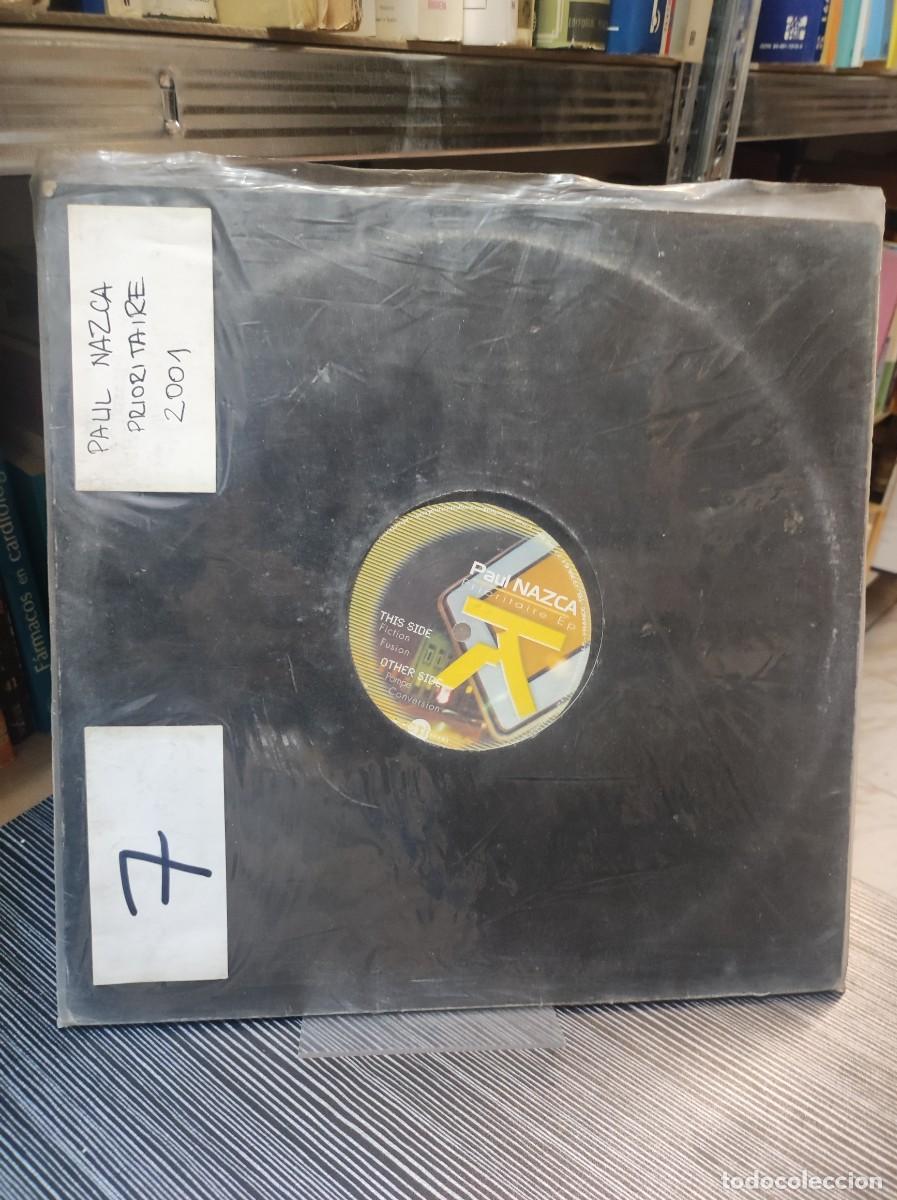 Discos de vinilo: Prioritaire EP (Temas: Fiction, Fusion, Pompe, Conversion) Paul Nazca / Scandium Records (2001)
