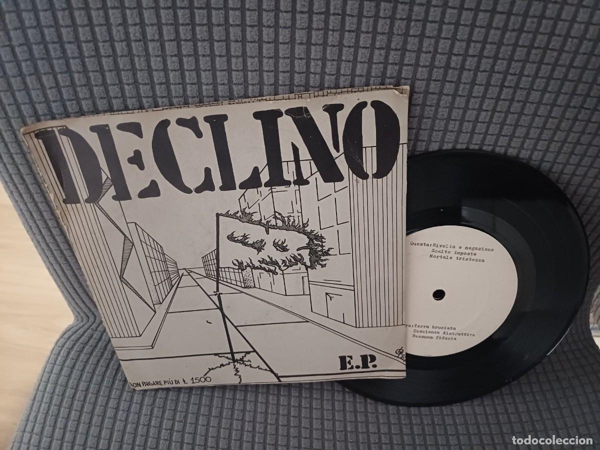 Discos de vinilo: Single - Declino - Rivolta e negazione / Terra bruciata