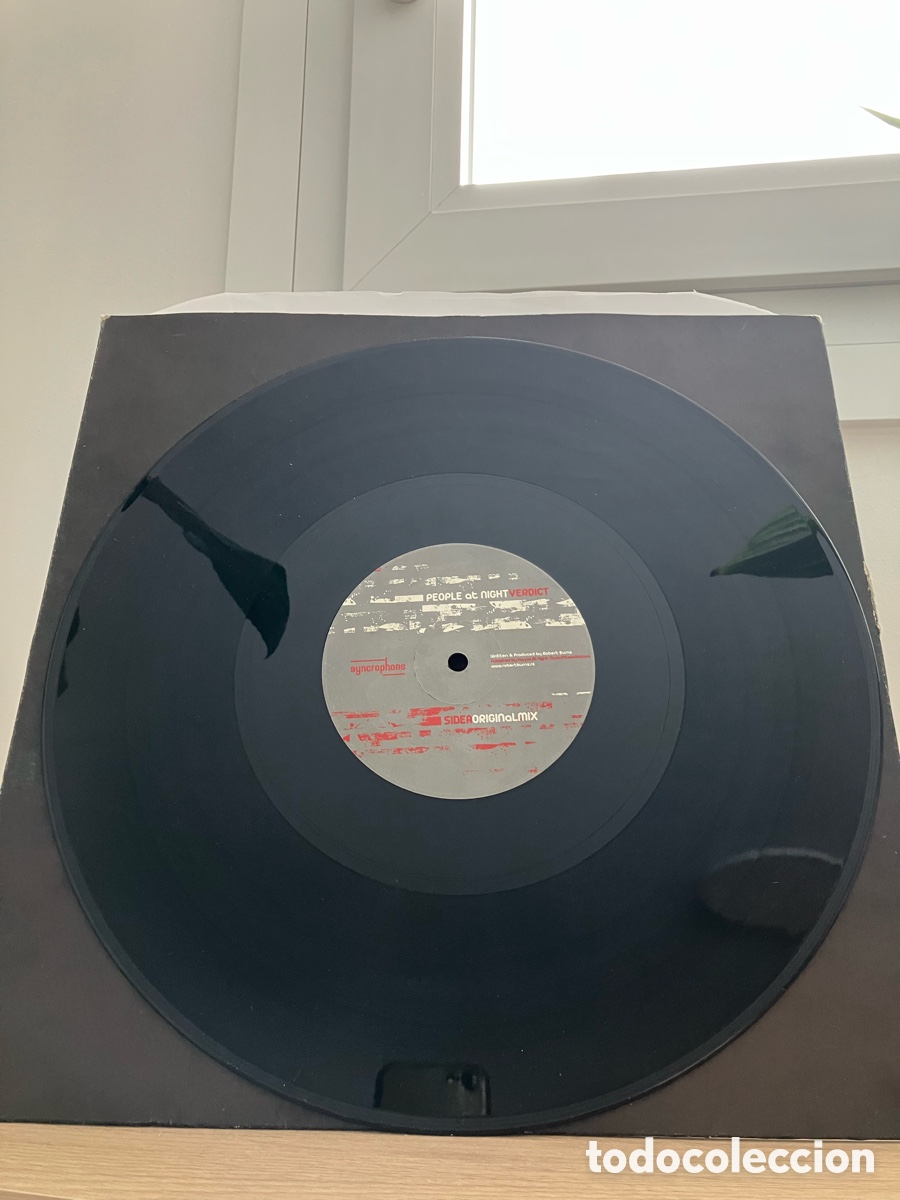 Discos de vinilo: People At Night - Verdict