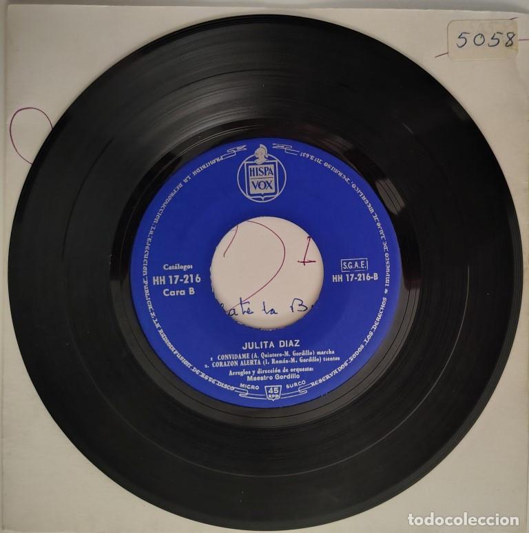 Discos de vinilo: Julita D&iacute;az. C&aacute;llate la boca/ Cuatro alondras morunas/ Convidame/ Coraz&oacute;n alerta. Hispavox Esp. 1962