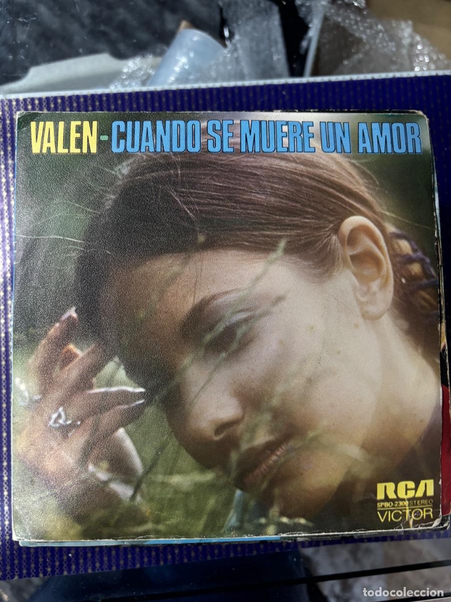 Discos de vinilo: VALEN CUANDO SE MUERE UN AMOR