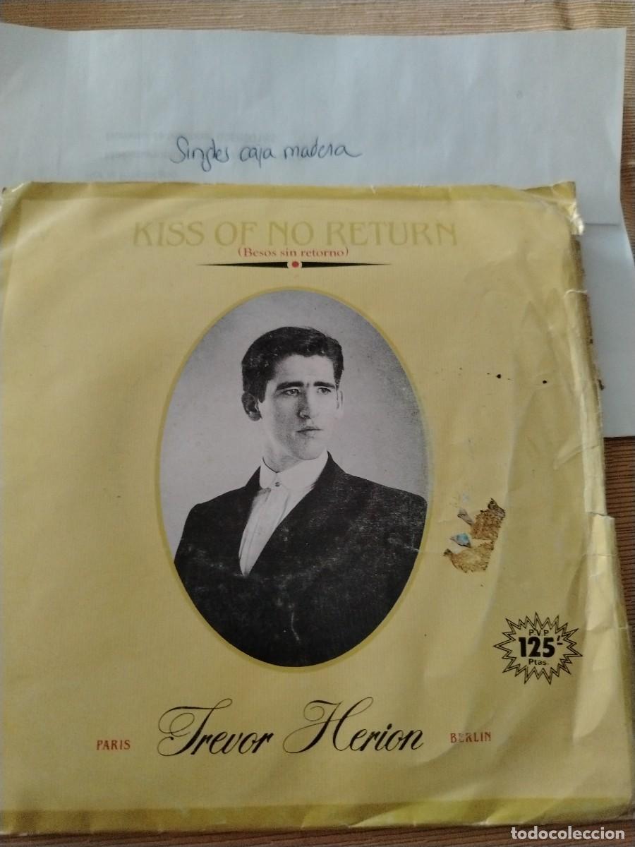 Discos de vinilo: Single vinilo besos sin retorno Trevor herion