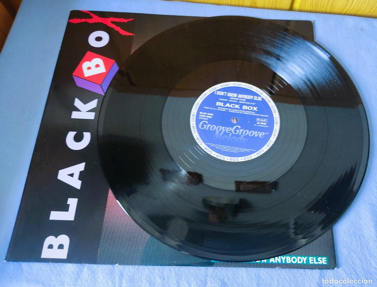 Discos de vinilo: DISCO BLACK BOX I DONT KNOW ANYBODY ELSE - Foto 3
